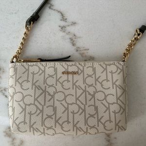New Calvin Klein Shoulder bag